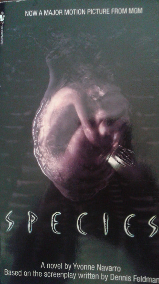 Species: A Novel Yvonne Navarro (Fine)